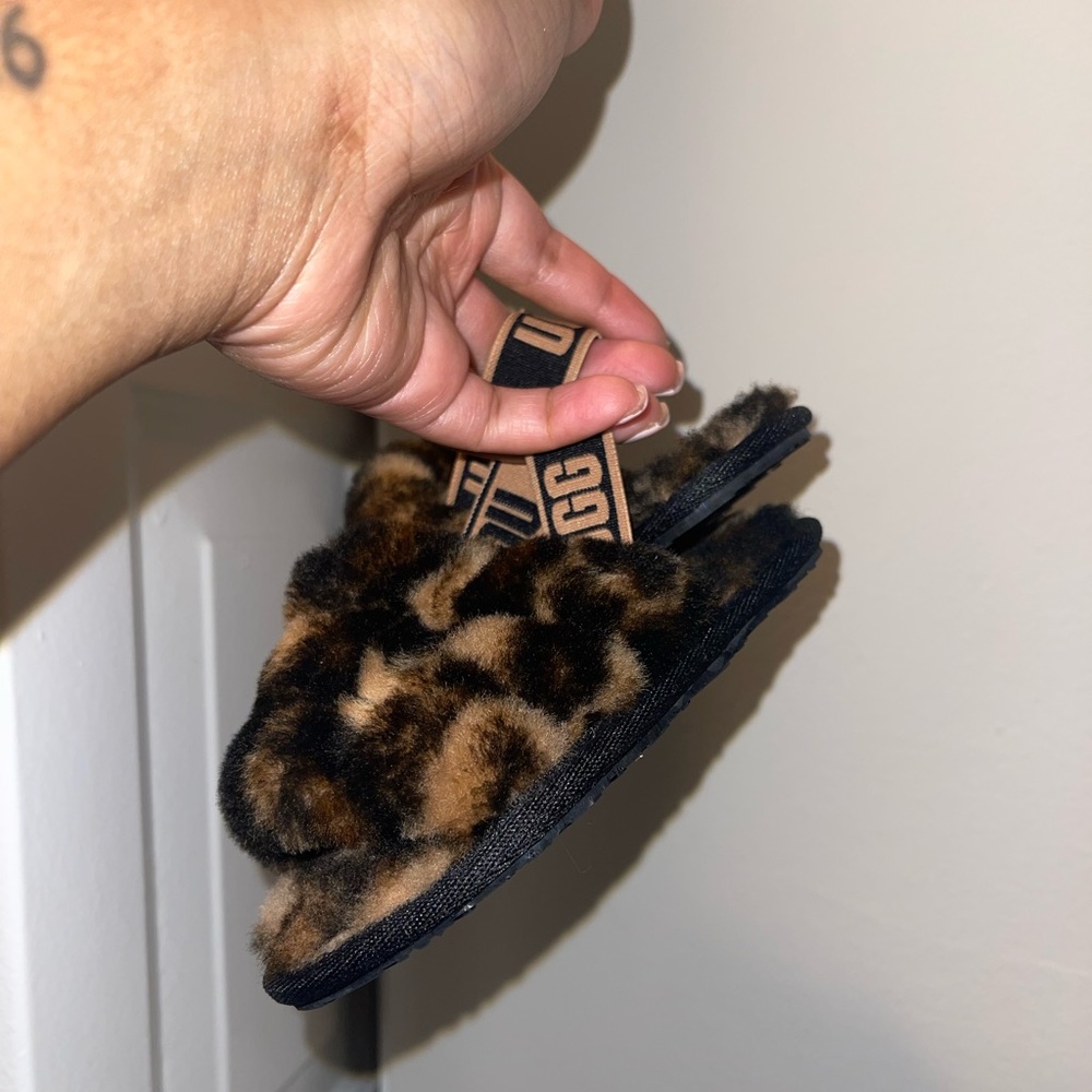 Toddler UGG Slides- Leopard Print - Picture 3 of 3